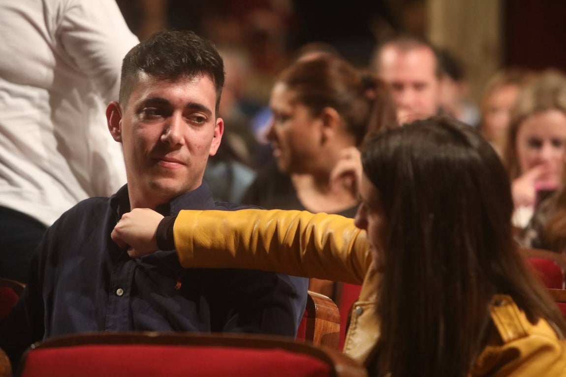 Lunes de COAC en el Falla. ¡Búscate en las fotos!