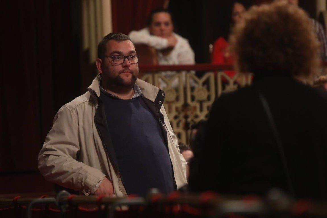 Lunes de COAC en el Falla. ¡Búscate en las fotos!