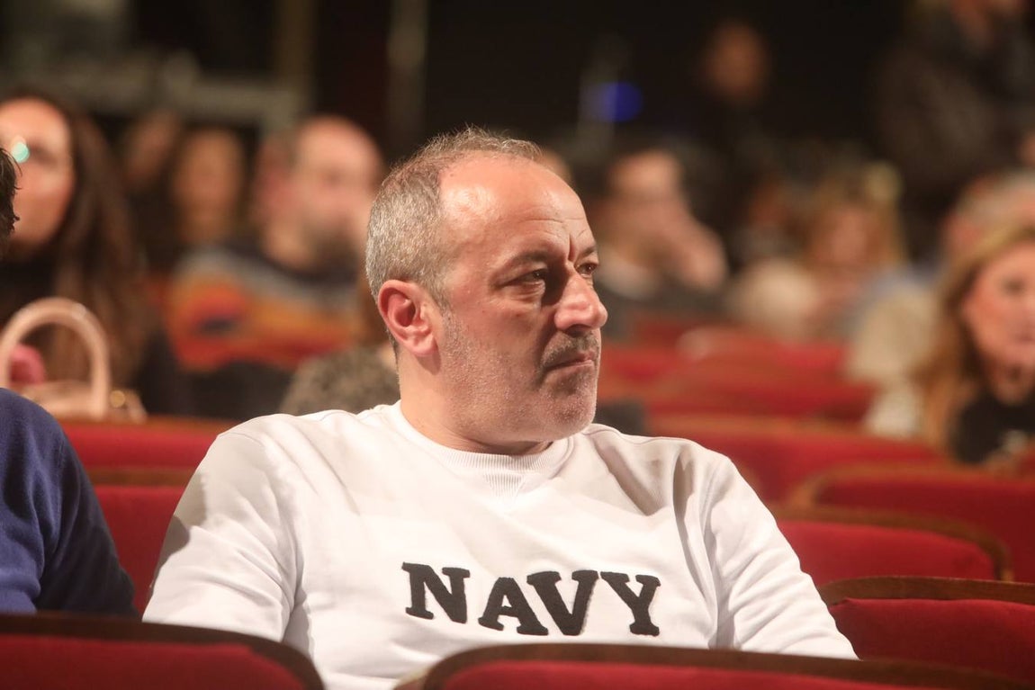 Lunes de COAC en el Falla. ¡Búscate en las fotos!