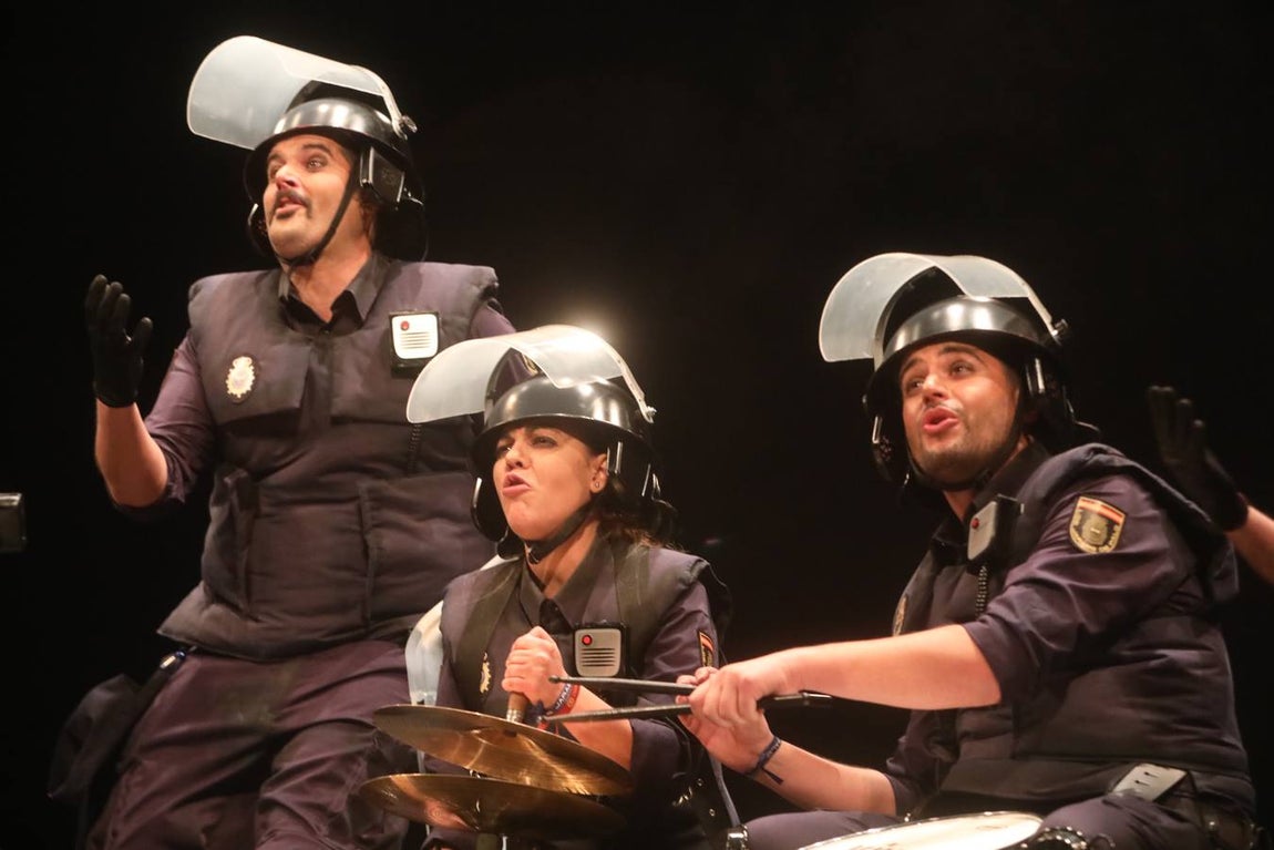 FOTOS: chirigota Los jarabe de palo