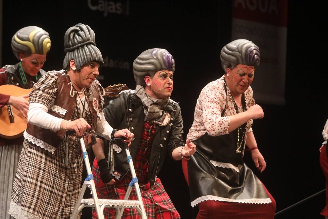 La decimoséptima función de Preliminares en imágenes