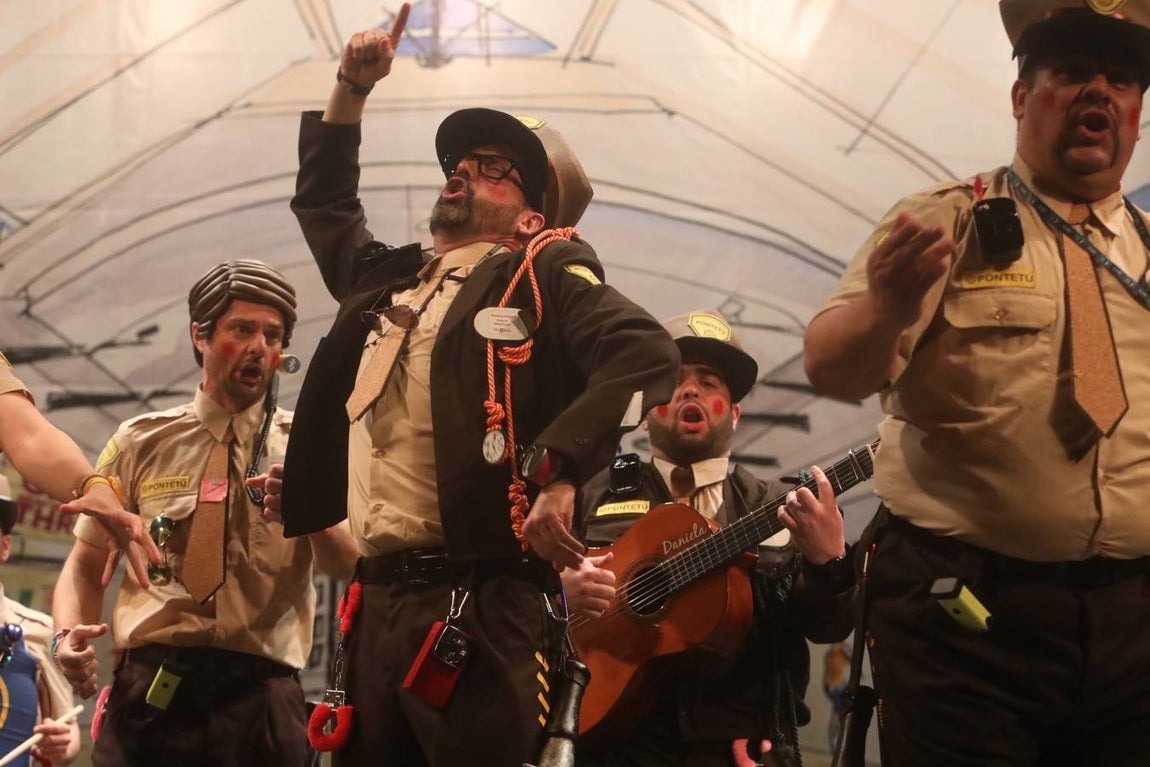 La decimoséptima función de Preliminares en imágenes