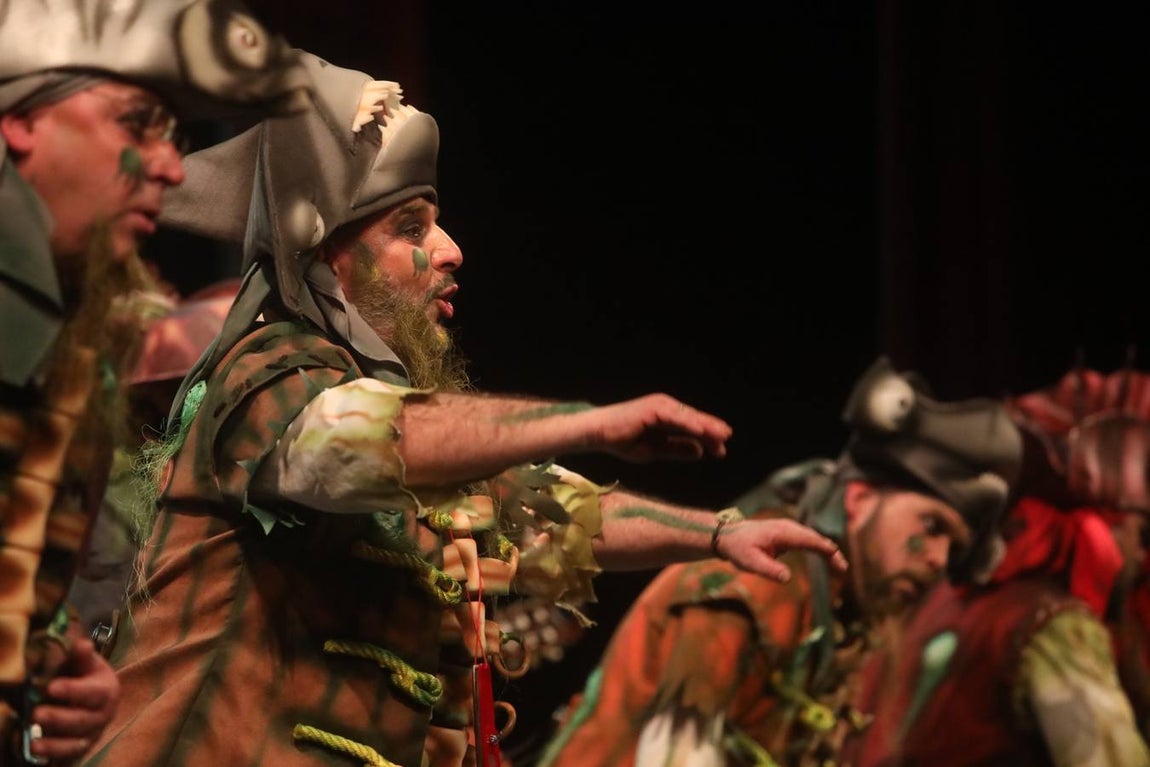 FOTOS: chirigota La maldición de la lapa negra