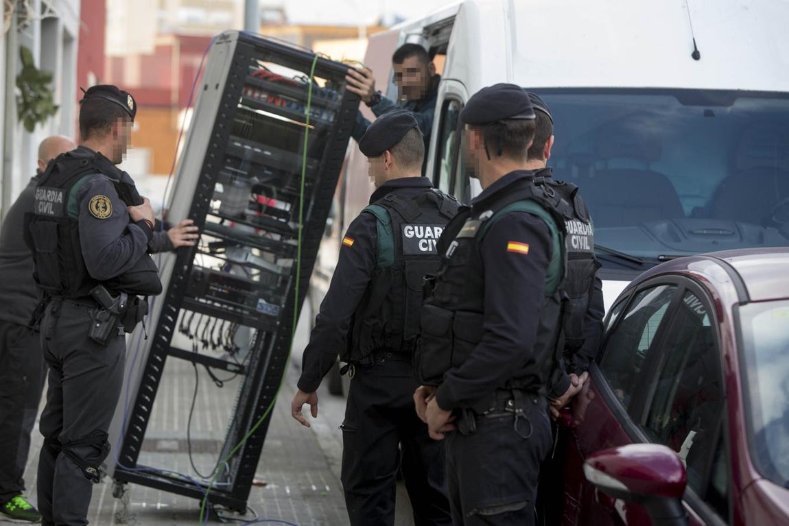 FOTOS: Operación contra el narcotráfico en La Línea