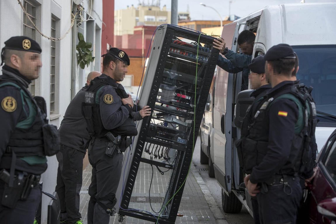 FOTOS: Operación contra el narcotráfico en La Línea
