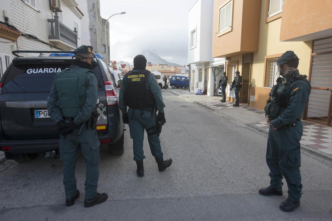 FOTOS: Operación contra el narcotráfico en La Línea