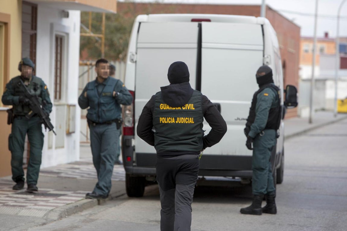 FOTOS: Operación contra el narcotráfico en La Línea