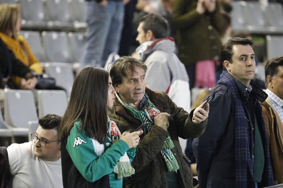 La afición en el Córdoba CF-Granada CF, en imágenes