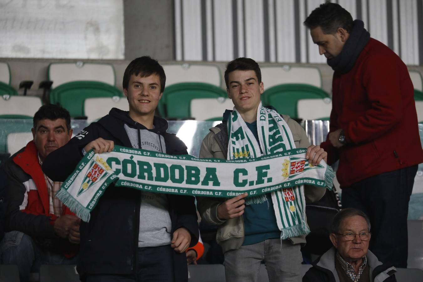 La afición en el Córdoba CF-Granada CF, en imágenes