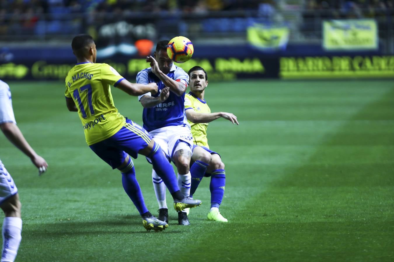 Partido Cádiz-Tenerife (2-0)