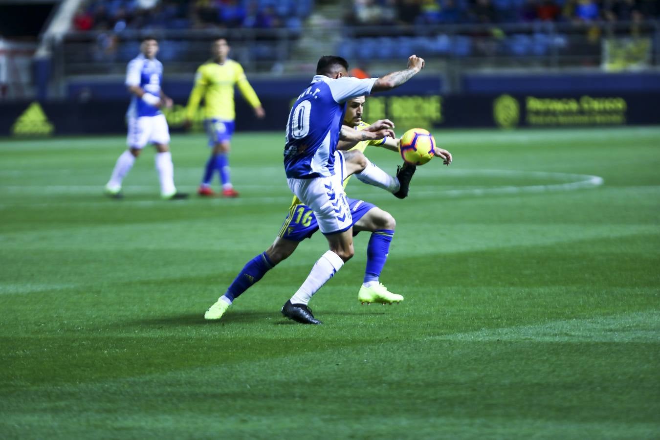 Partido Cádiz-Tenerife (2-0)