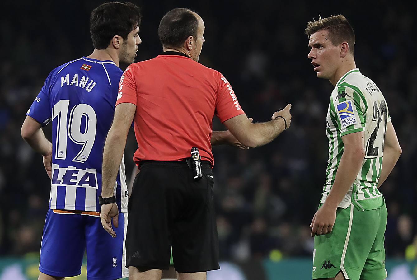 El Betis-Alavés (1-1), en imágenes