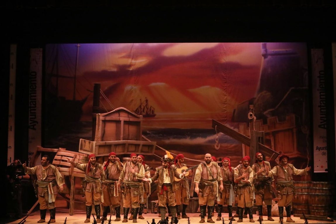 FOTOS: Comparsa A base de palos en el COAC 2019