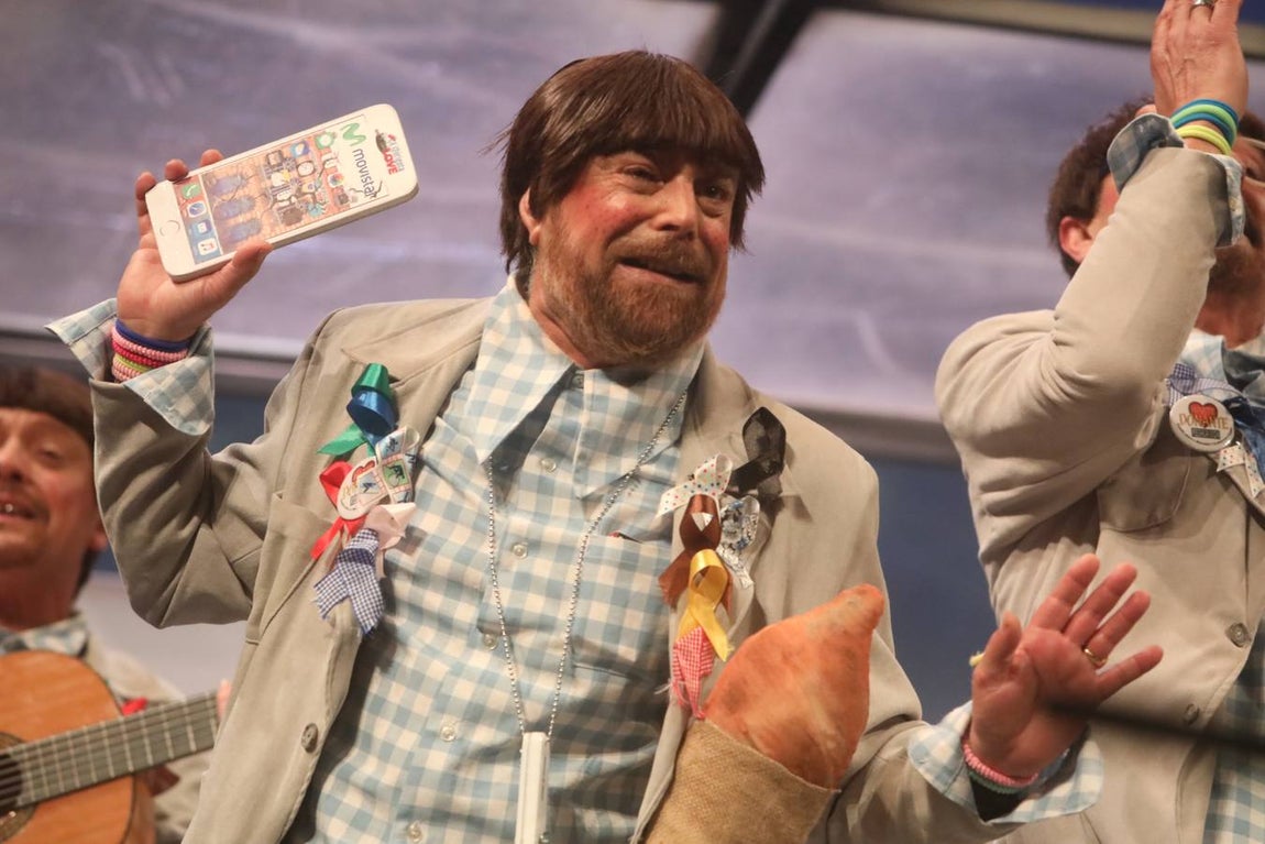 FOTOS: Chirigota Los cachito pan en el COAC 2019