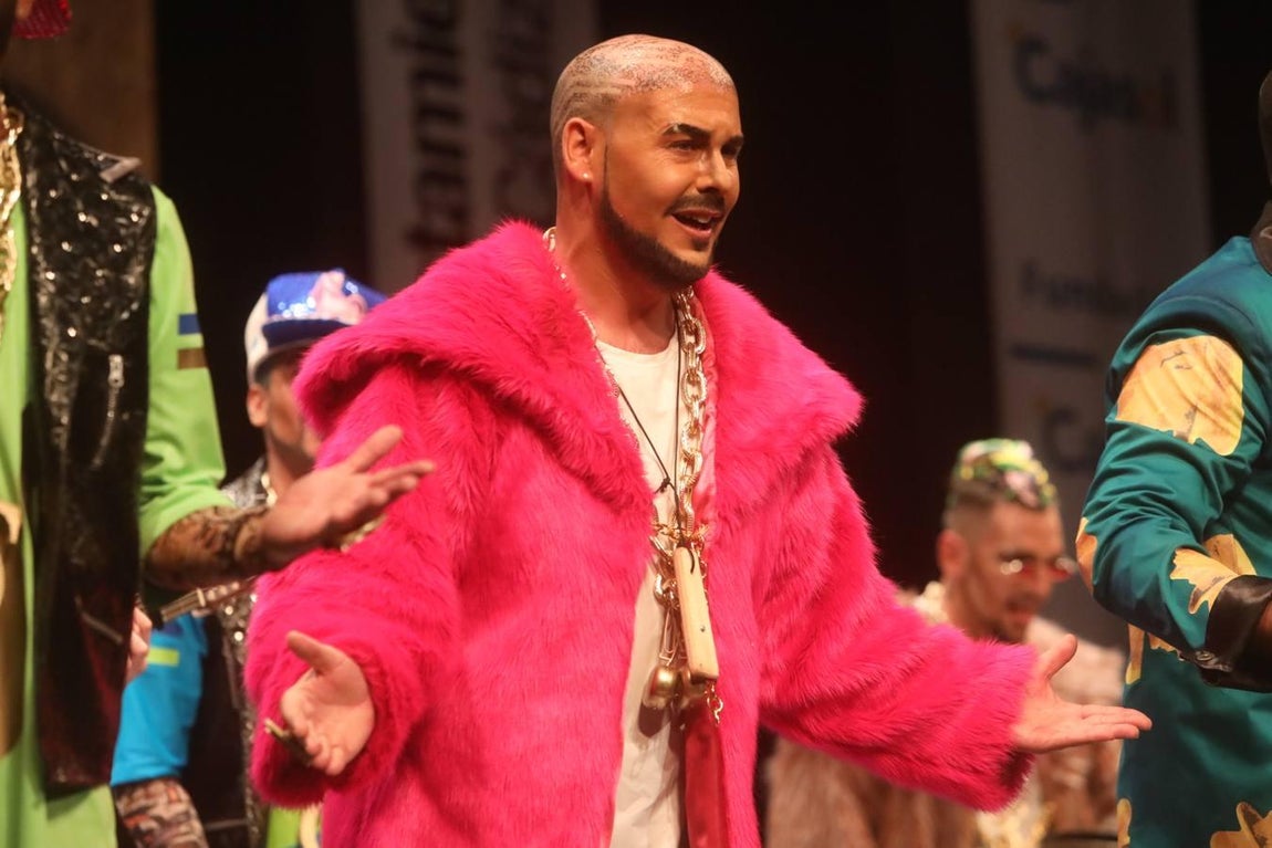 FOTOS: chirigota Daddy Cadi en el COAC 2019