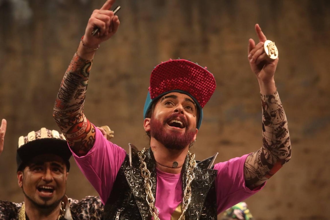 FOTOS: chirigota Daddy Cadi en el COAC 2019