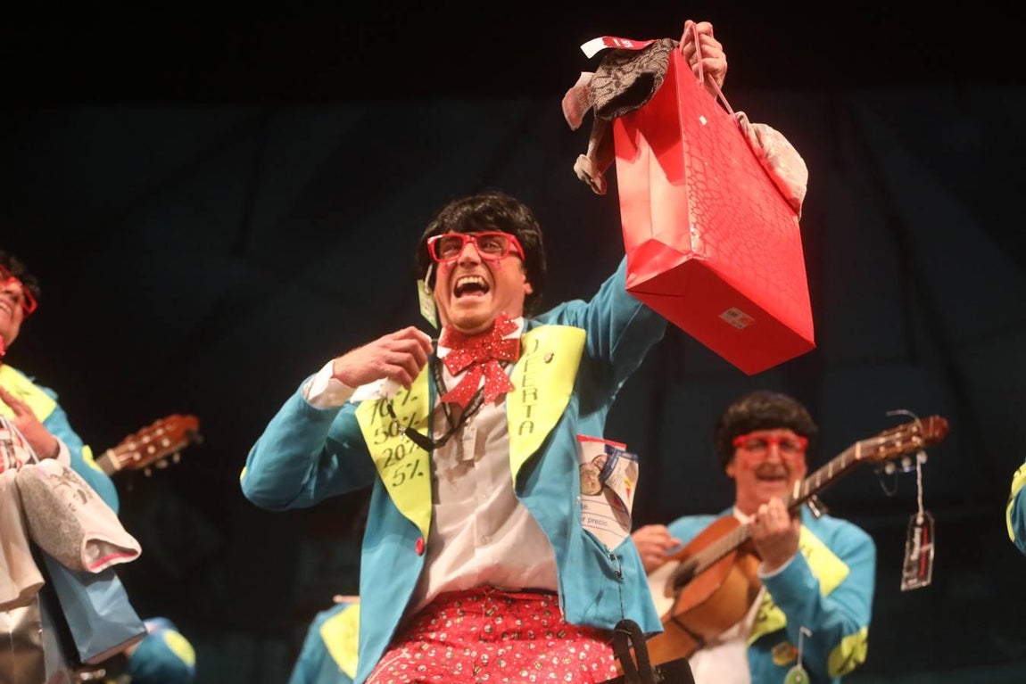 FOTOS: chirigota Los que no se pierden una en el COAC 2019