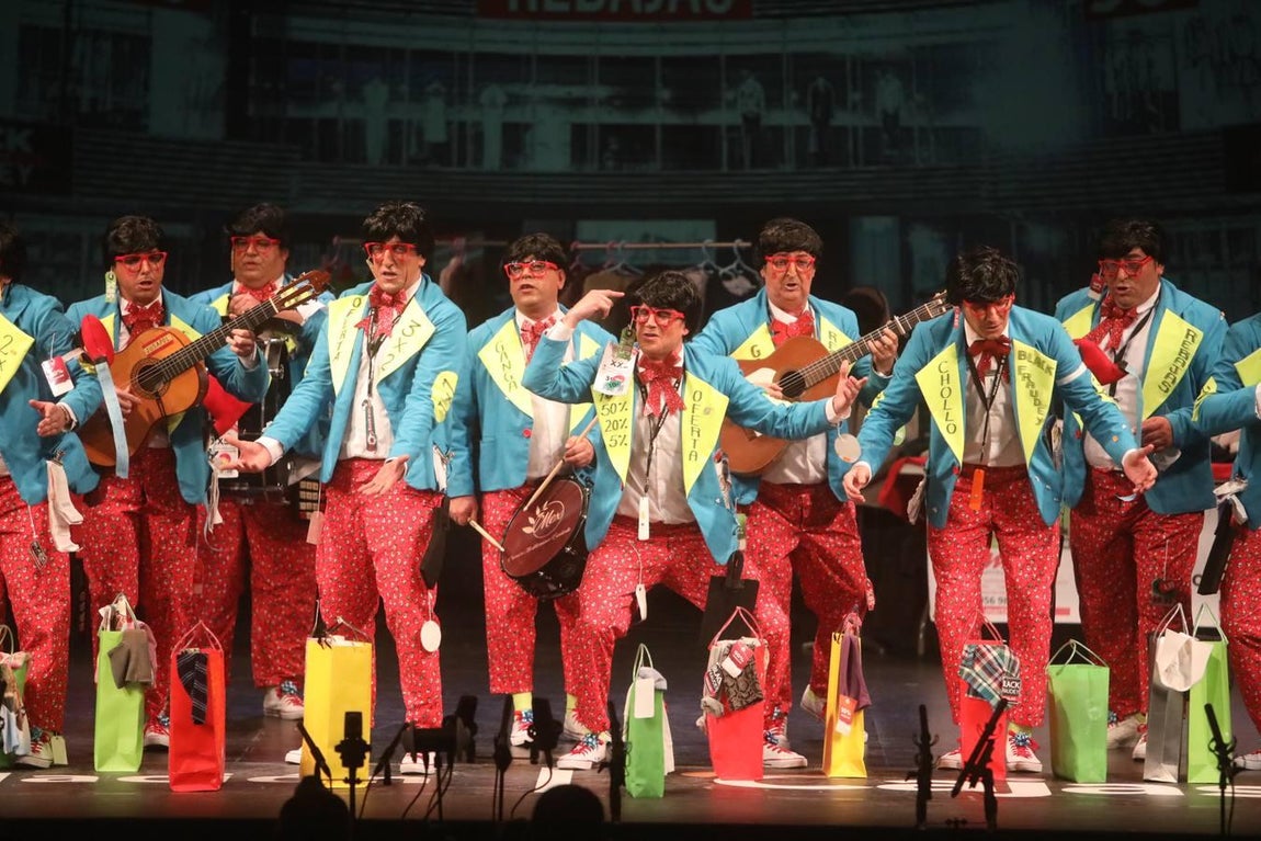 FOTOS: chirigota Los que no se pierden una en el COAC 2019