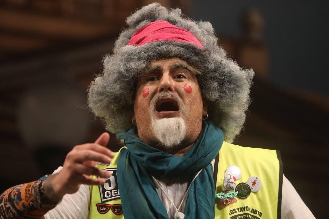 FOTOS: Chirigota Los Yayoflauta en el COAC 2019