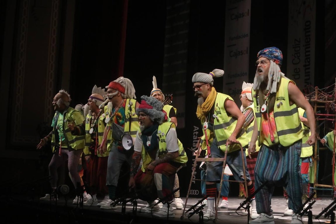 FOTOS: Chirigota Los Yayoflauta en el COAC 2019