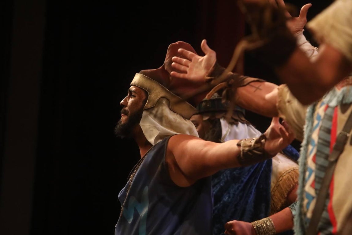 FOTOS: Comparsa La Tierra Prometida en el COAC 2019