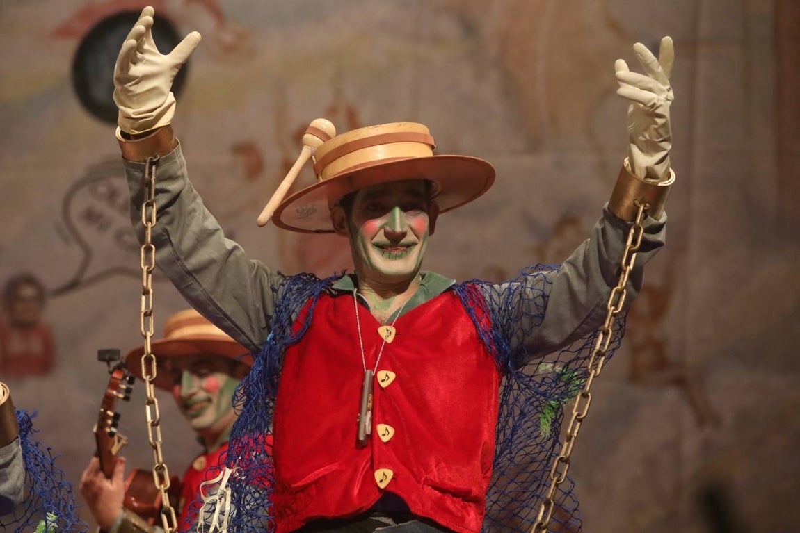 FOTOS: chirigota Los fantasmíbiris mamarrachíbiris del templo de las coplíbiris