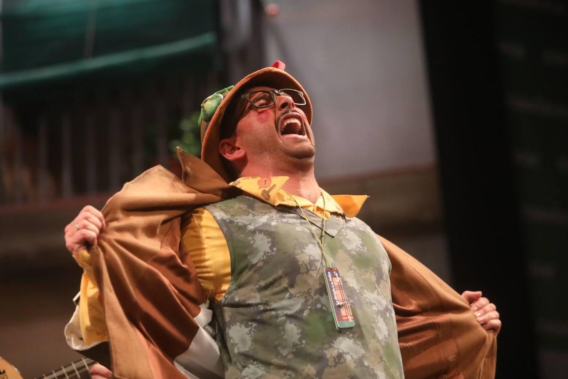 FOTOS: Chirigota Los Morosos en el COAC 2019