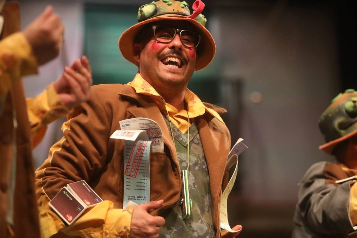 FOTOS: Chirigota Los Morosos en el COAC 2019