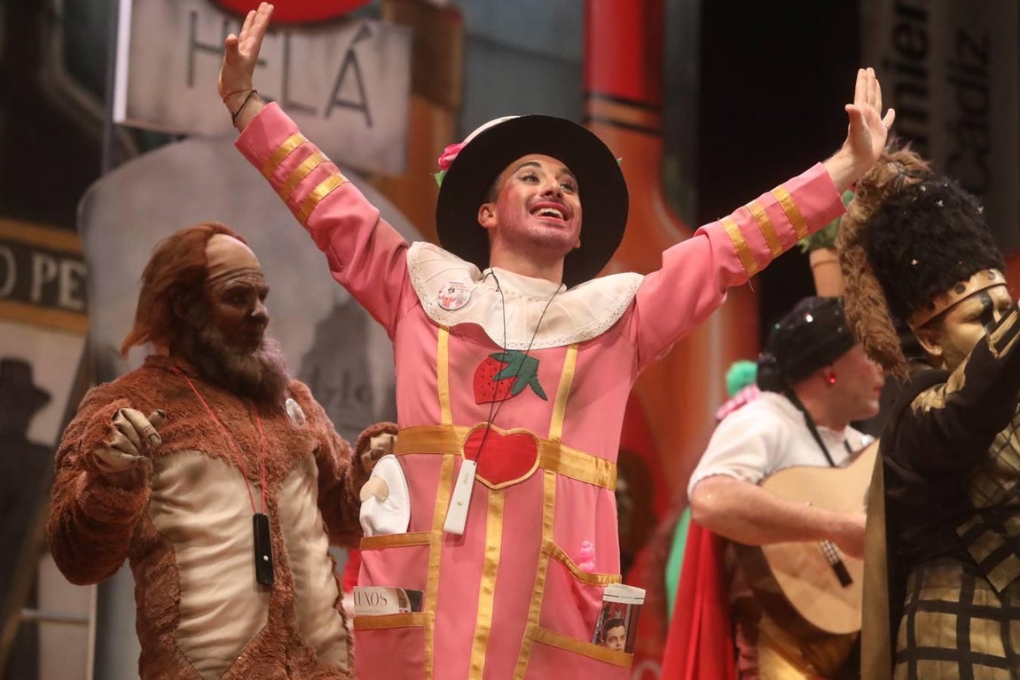 FOTOS: chirigota Los que vienen de etiqueta