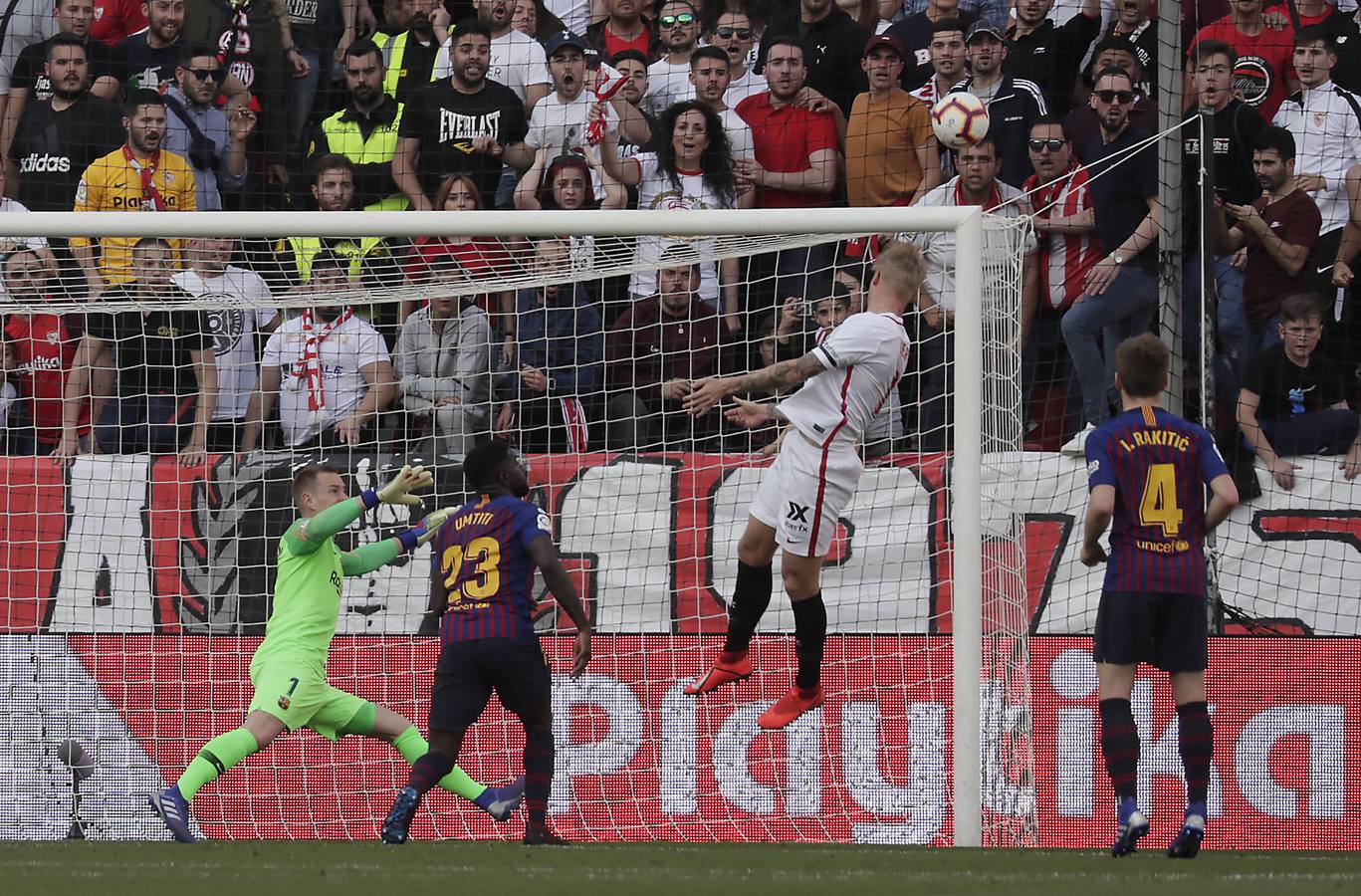 Las mejores imágenes del Sevilla FC - Barcelona