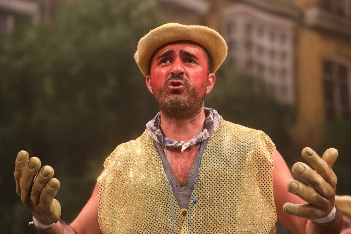 FOTOS: chirigota Los de Cádiz Norte, pero norte norte en el COAC 2019