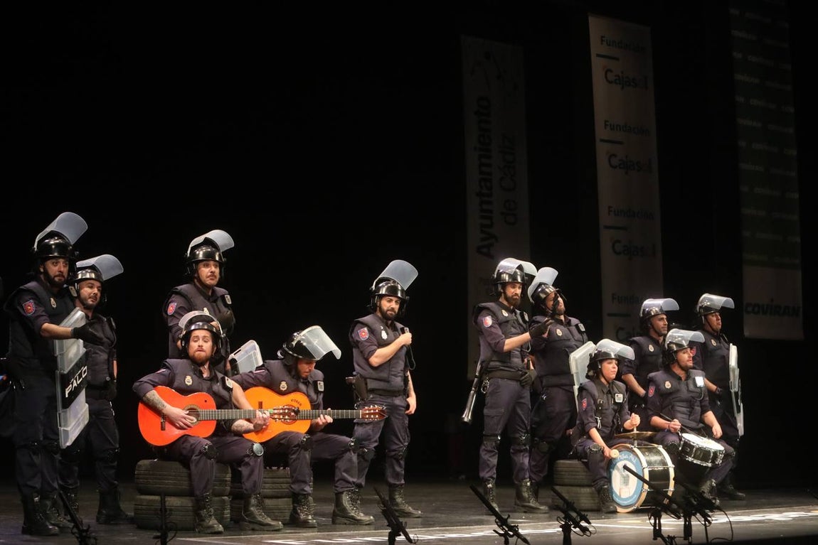 FOTOS: chirigota Los jarabe de palo