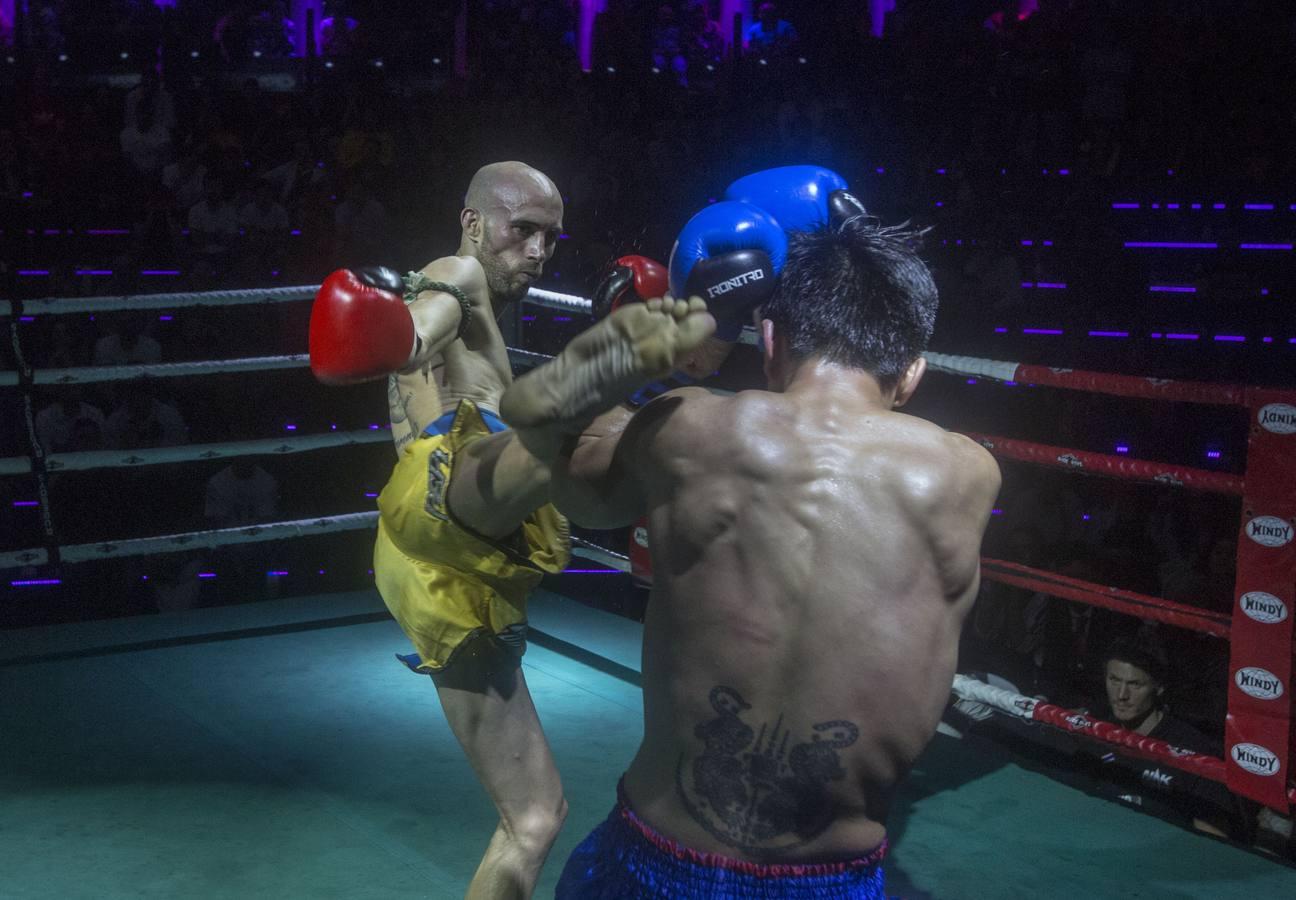 Las espectaculares imágenes del tercer campeonato mundial de muay thai para Carlos Coello