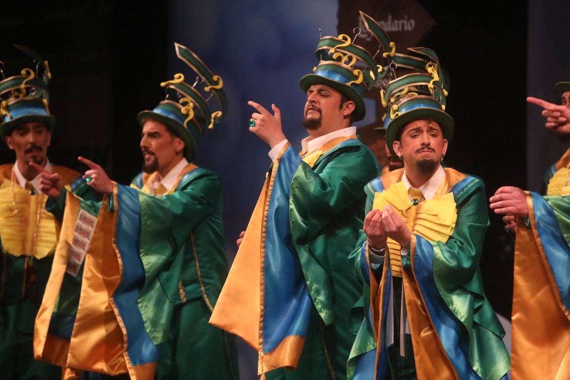 FOTOS: Chirigota Cosas del destino en el COAC 2019