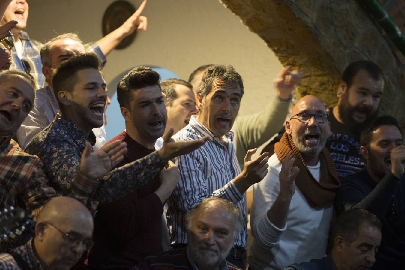 FOTOS: La Gambada de la Peña La tertulia de Doña Frasquita pone sabor al Carnaval de Cádiz