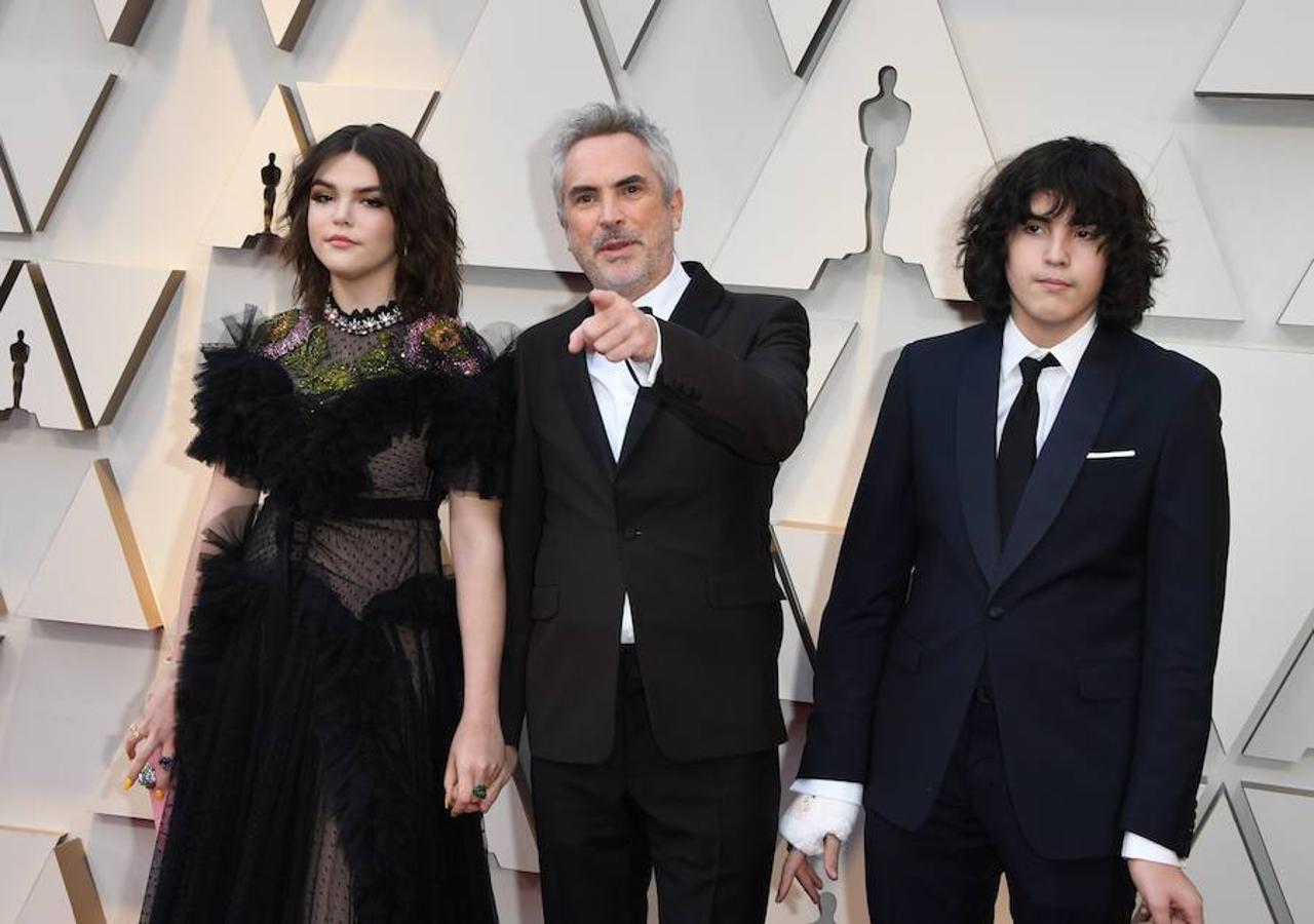 Alfonso Cuarón y sus hijos. 