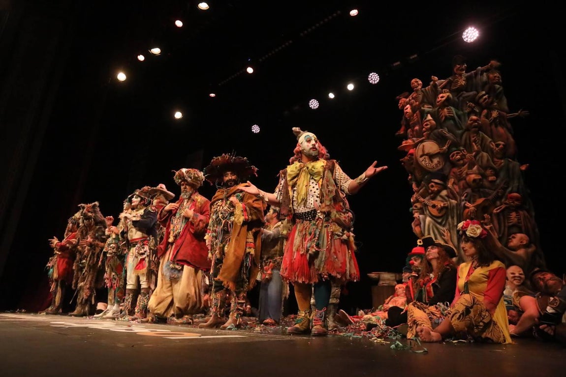 FOTOS: comparsa Los carnívales