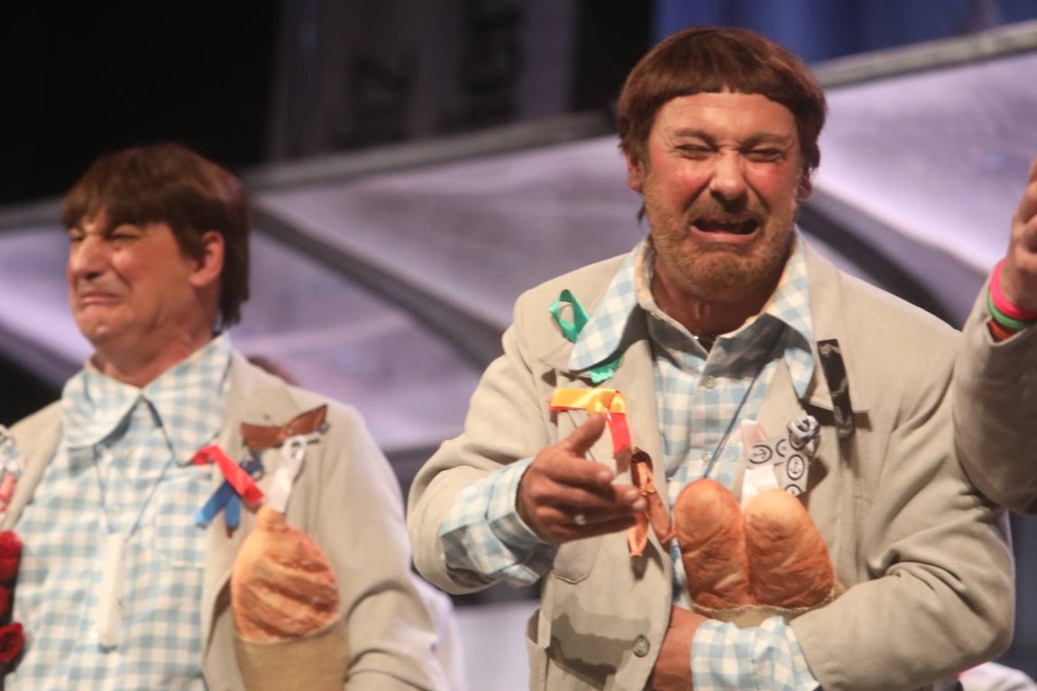 FOTOS: Chirigota Los cachito pan en el COAC 2019