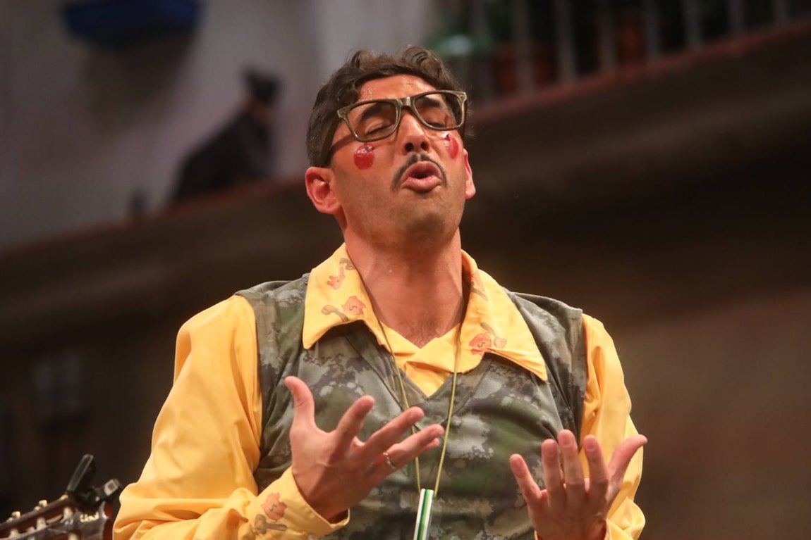 FOTOS: Chirigota Los Morosos en el COAC 2019