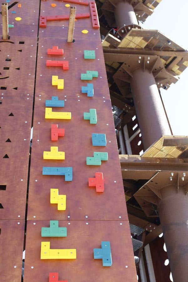 El nuevo parque multiaventura de Hornachuelos, en imágenes