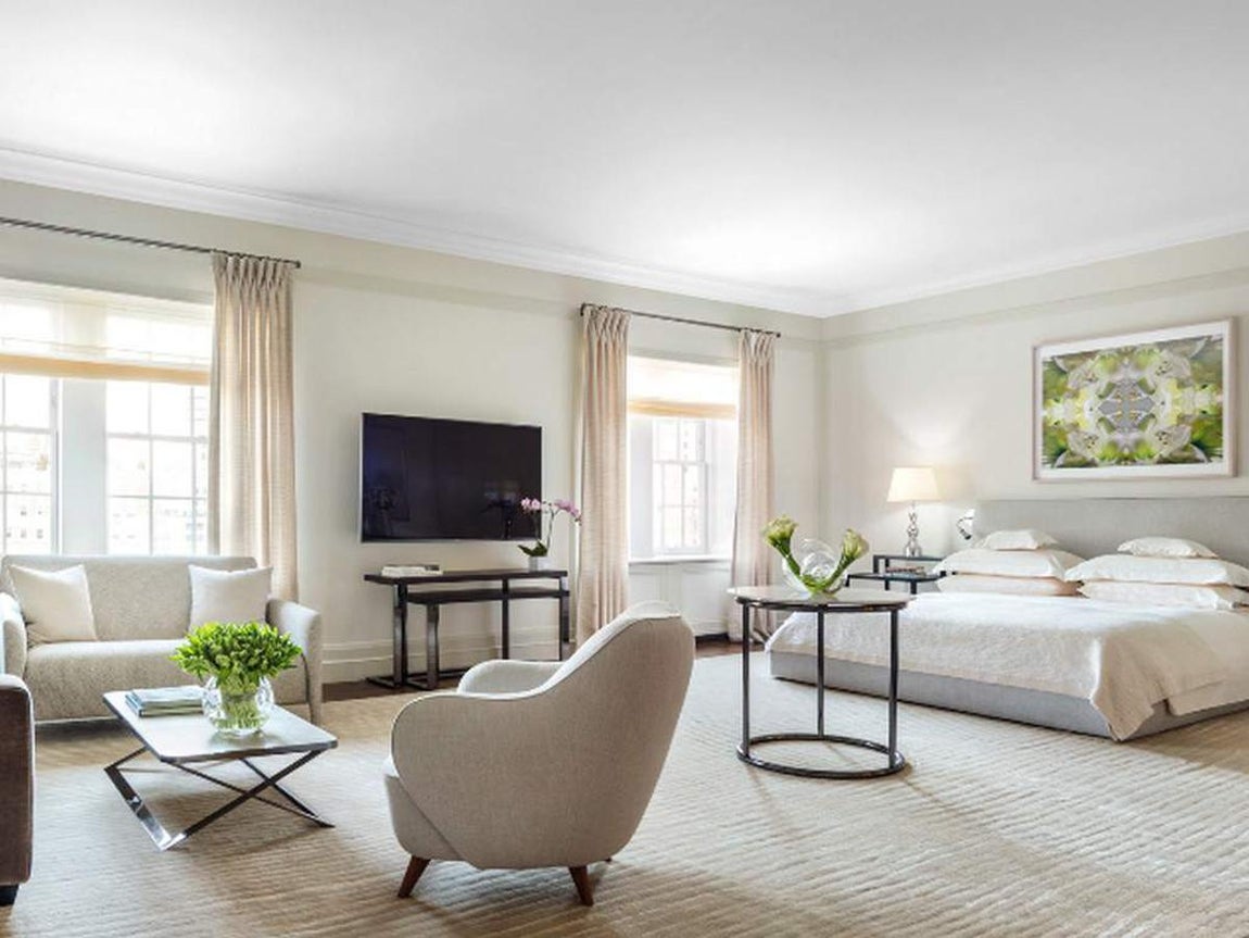 Con una agenda de lo más ajetreada, Meghan Markle no para ni un momento. Se cree que a finales del mes de marzo la duquesa de Sussex dejará de lado sus compromisos para pasar la recta final de su embarazo lo más relajada posible.