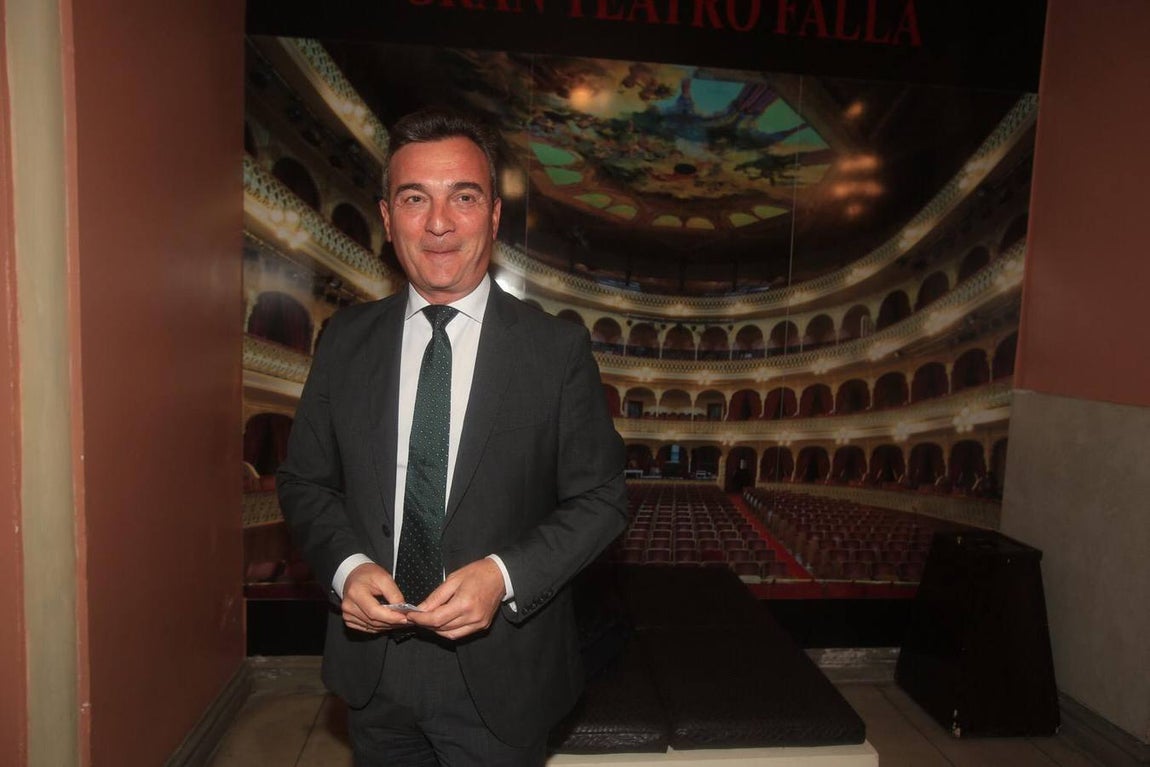 Políticos y famosos no se pierden la Gran Final del Falla