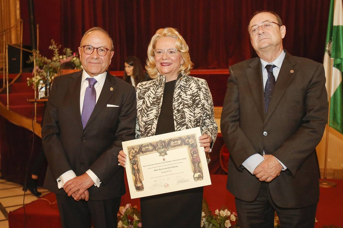 La entrega de las Insignias de Oro del Círculo de la Amistad, en imágenes