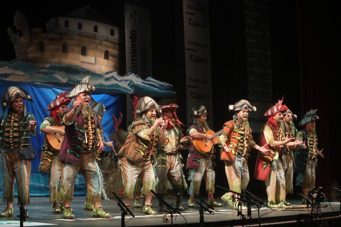 FOTOS: chirigota La maldición de la lapa negra