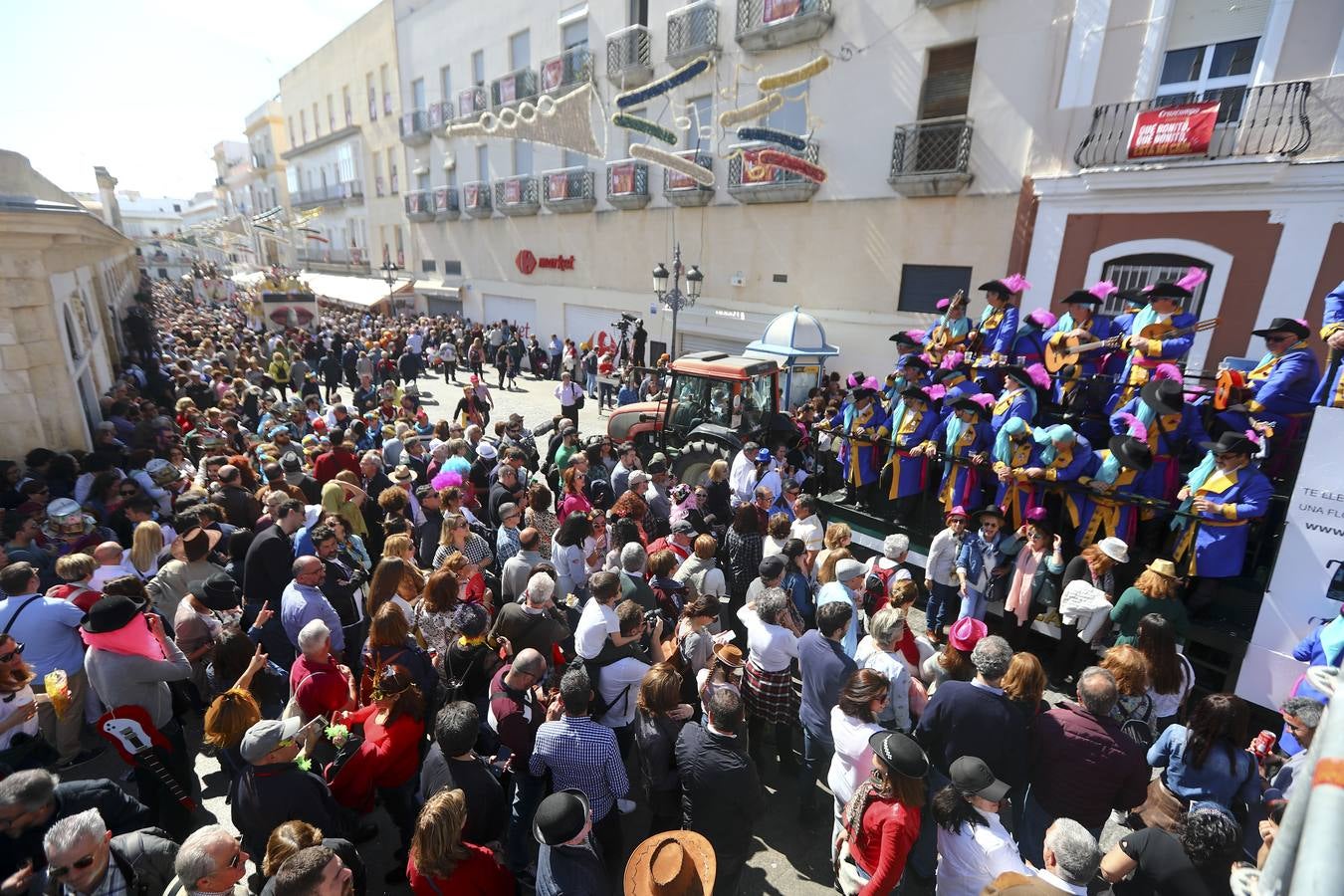 FOTOS: Los coros toman Cádiz en un segundo asalto