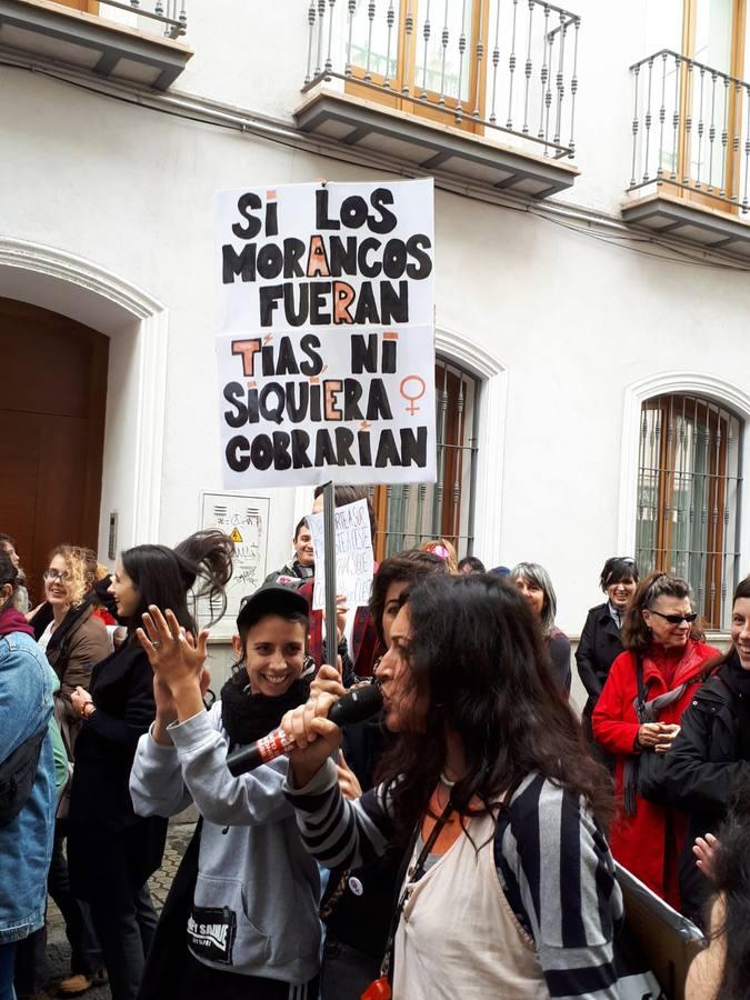 Fotogalería: Así ha sido la mañana del 8M en Sevilla