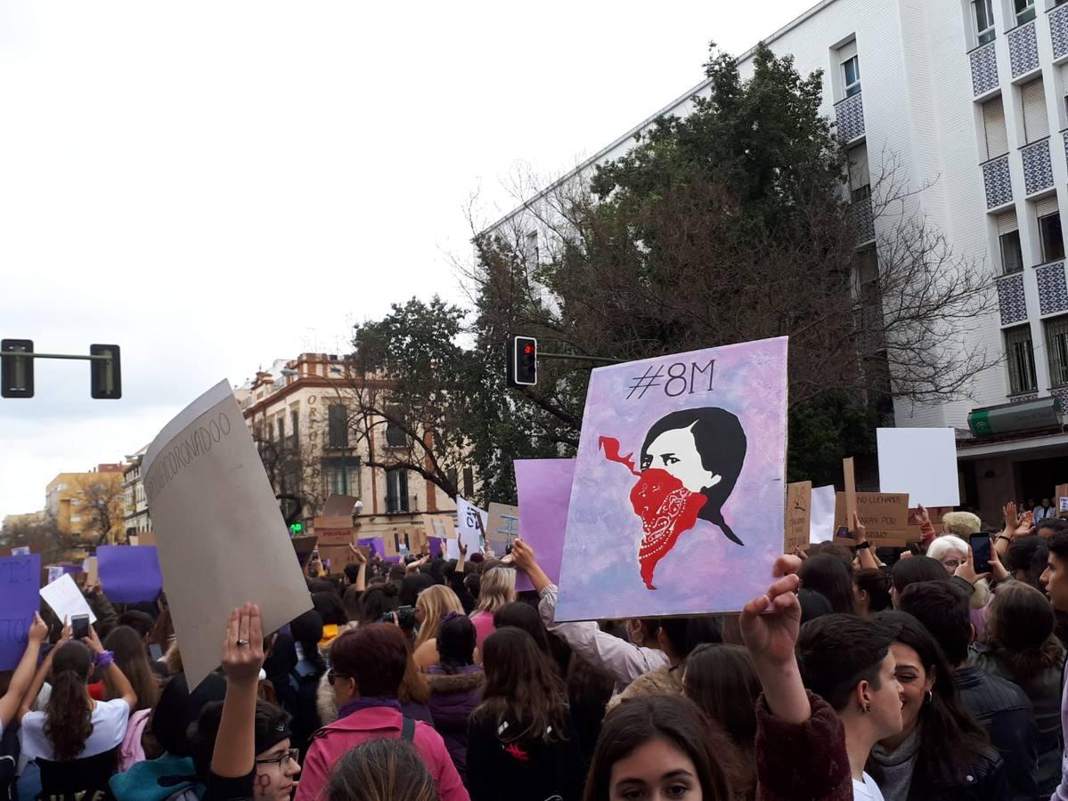 Fotogalería: Así ha sido la mañana del 8M en Sevilla