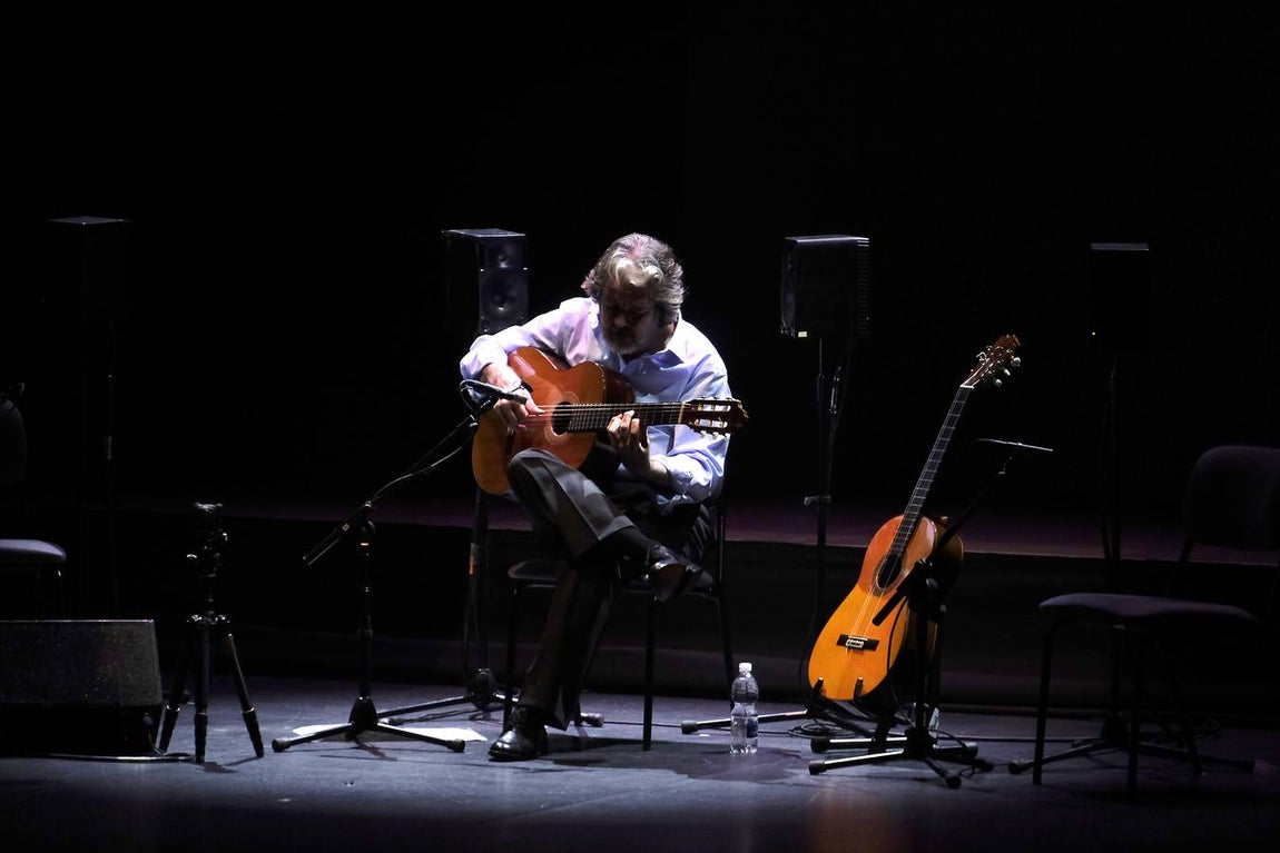 Los acordes de Riqueni y su «Parque de María Luisa»