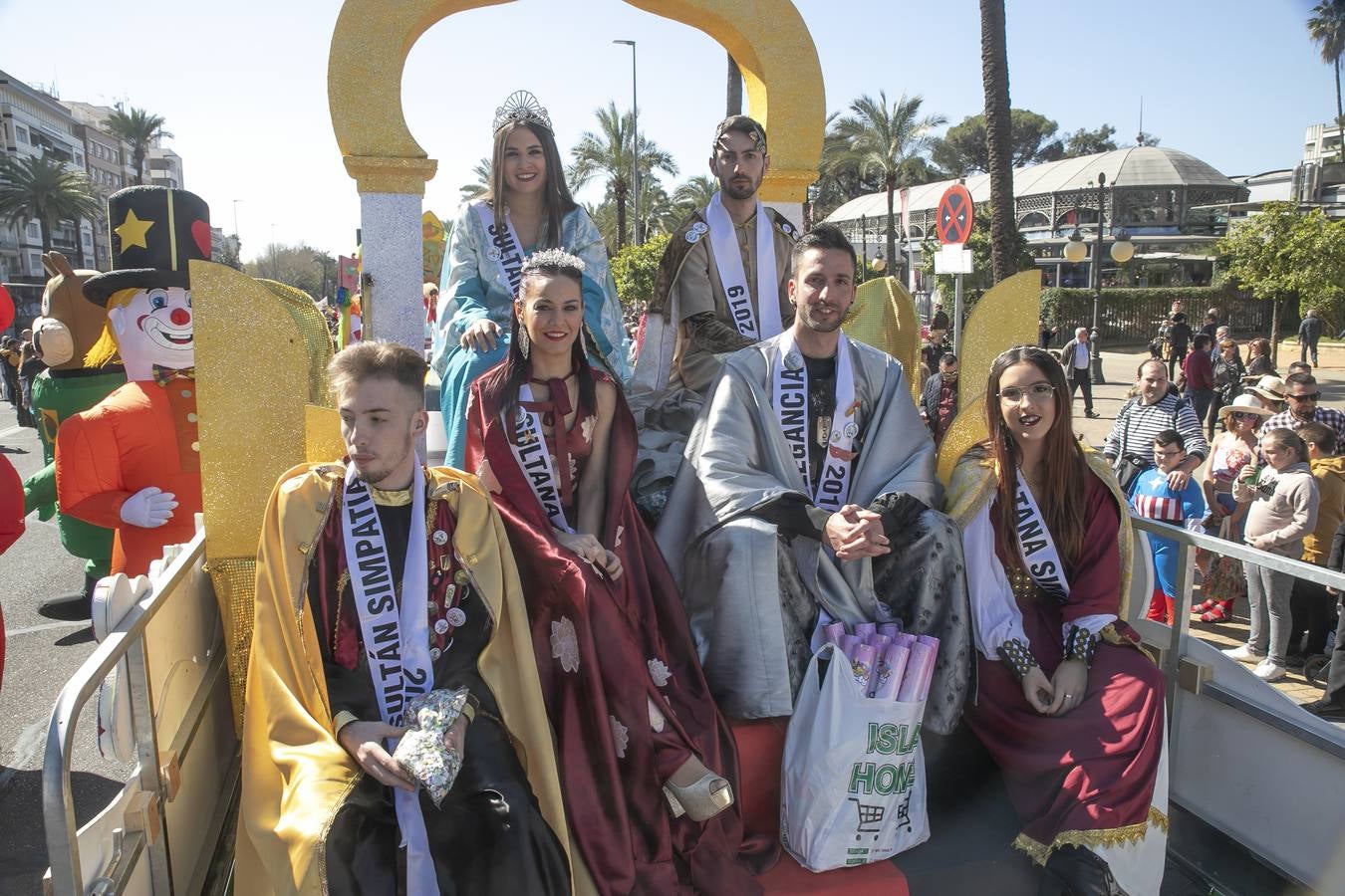 La gran Cabalgata del Carnaval de Córdoba, en imágenes