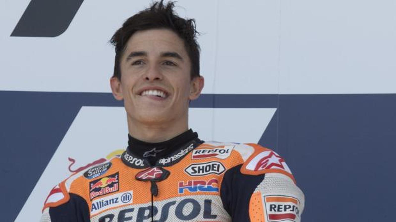 El piloto de motociclismo Marc Márquez se posiciona en el octavo lugar. 